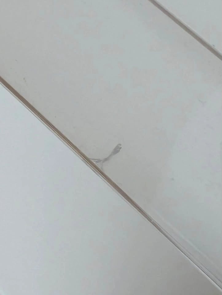 Clear acrylic shelves (set of 3) - photo 2