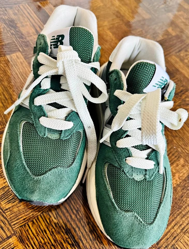 New Balance Women Shoes