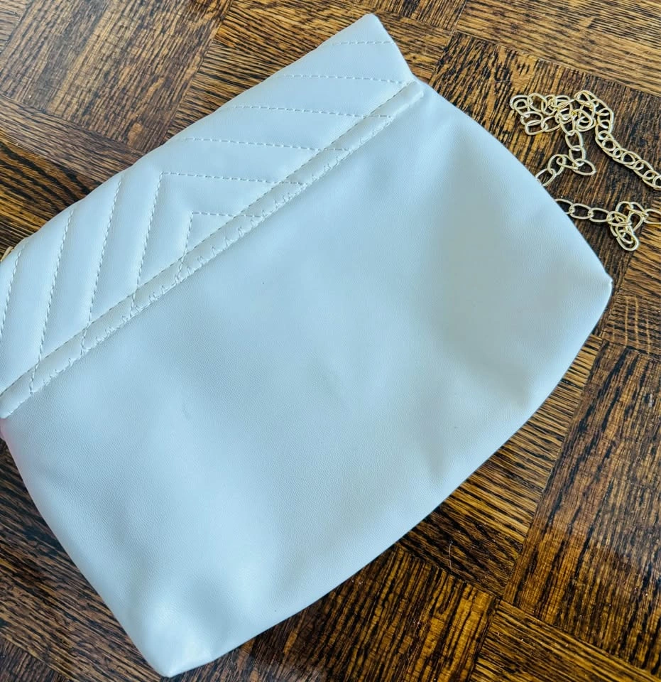 White Purse - photo 2