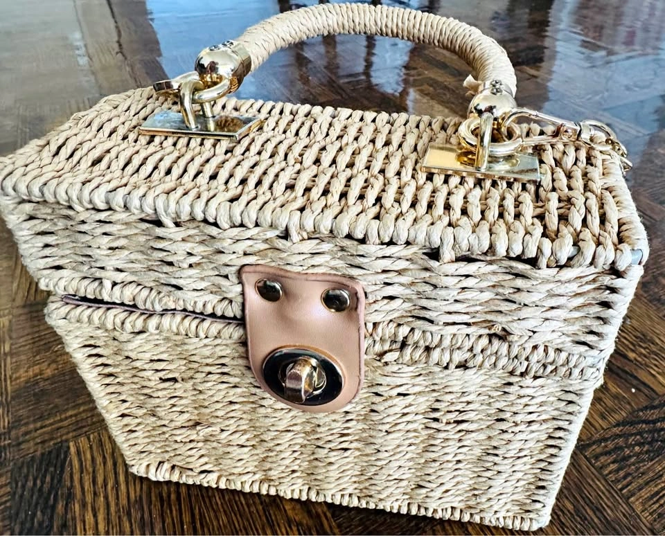 Small Square Box Jute Purse