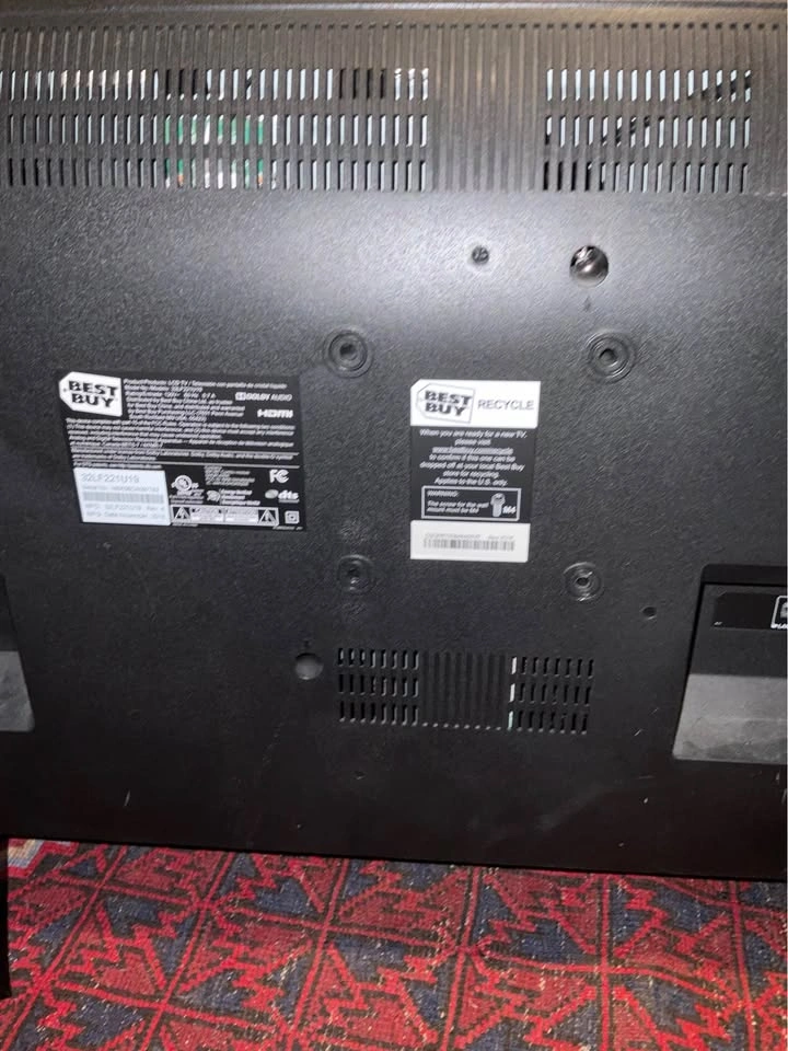 Toshiba 32" LED TV - photo 2