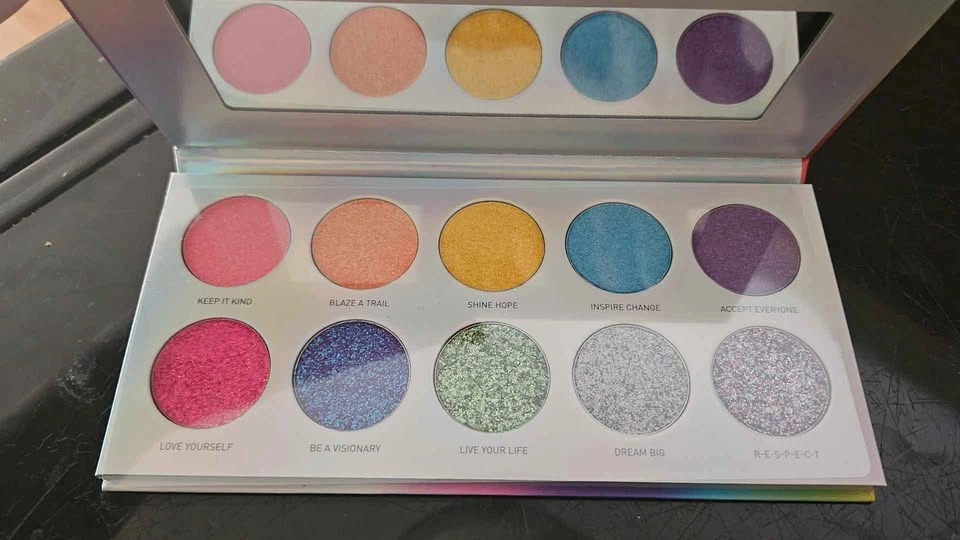 Morphe 10G Glsen Up Eyeshadow - photo 2