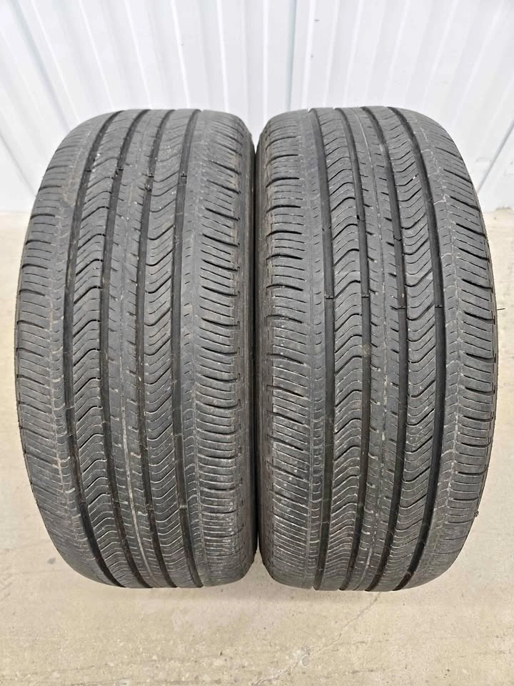 215/55R17 Michelin Primacy Tires