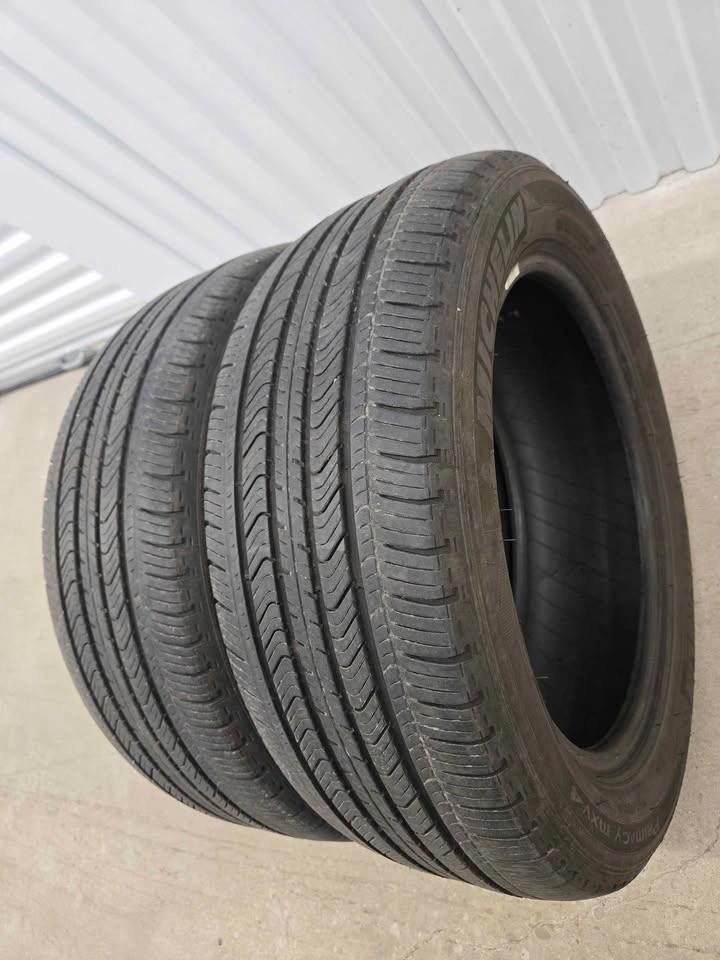 215/55R17 Michelin Primacy Tires - photo 3