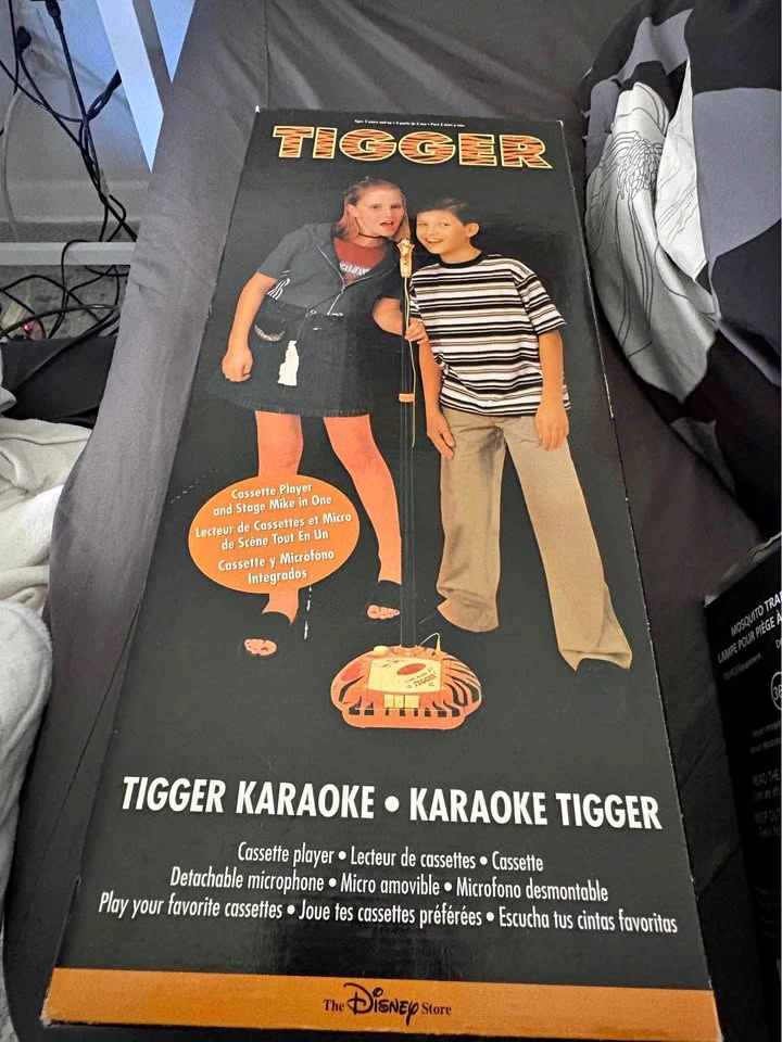 Tigger Disney Karaoke Machine Cassette Player