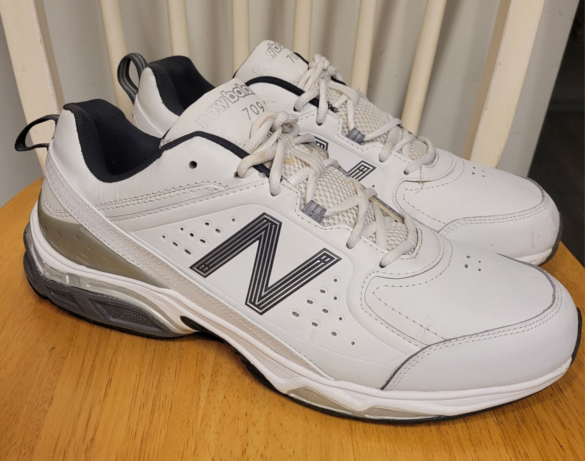 New Balance Men's 709 Training Gym Cross Trainer Sneakers Size 1 - photo 2