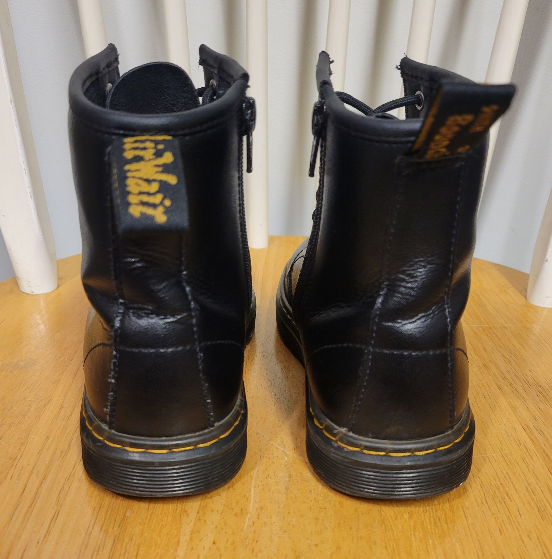 Dr. Martens Women's Zavala Boots Size 5 - photo 5