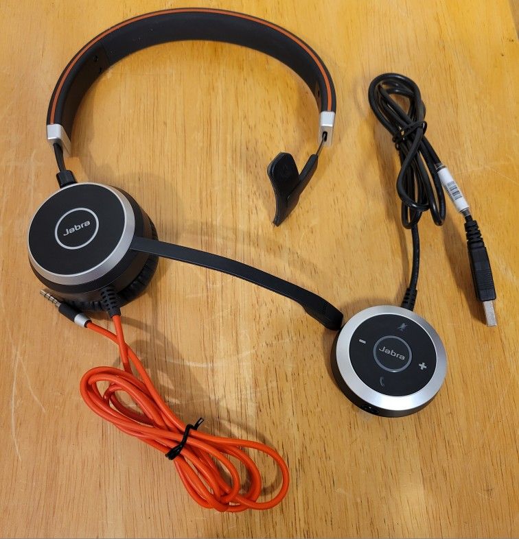 Jabra EVOLVE 40 MS Mono USB Headset + Link Adapter