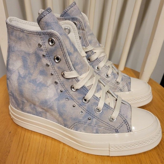 Converse Chuck 70 Women's Hidden Wedge Platform Sneakers Size 8