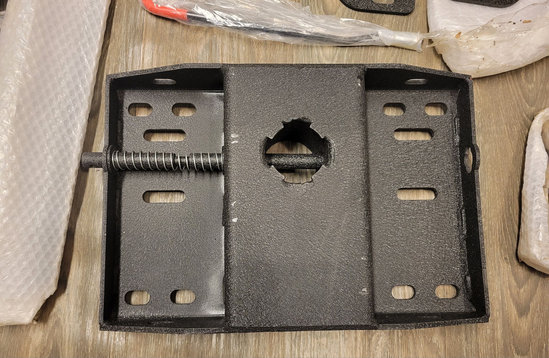 Ford F250/F350 99-2016 Under Bed Gooseneck Hitch System - photo 3