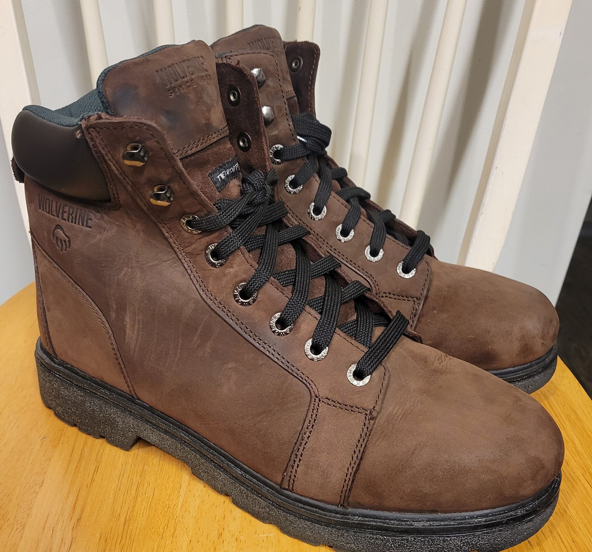 Wolverine Men's Brown Leather Thermolite Boots Size 12