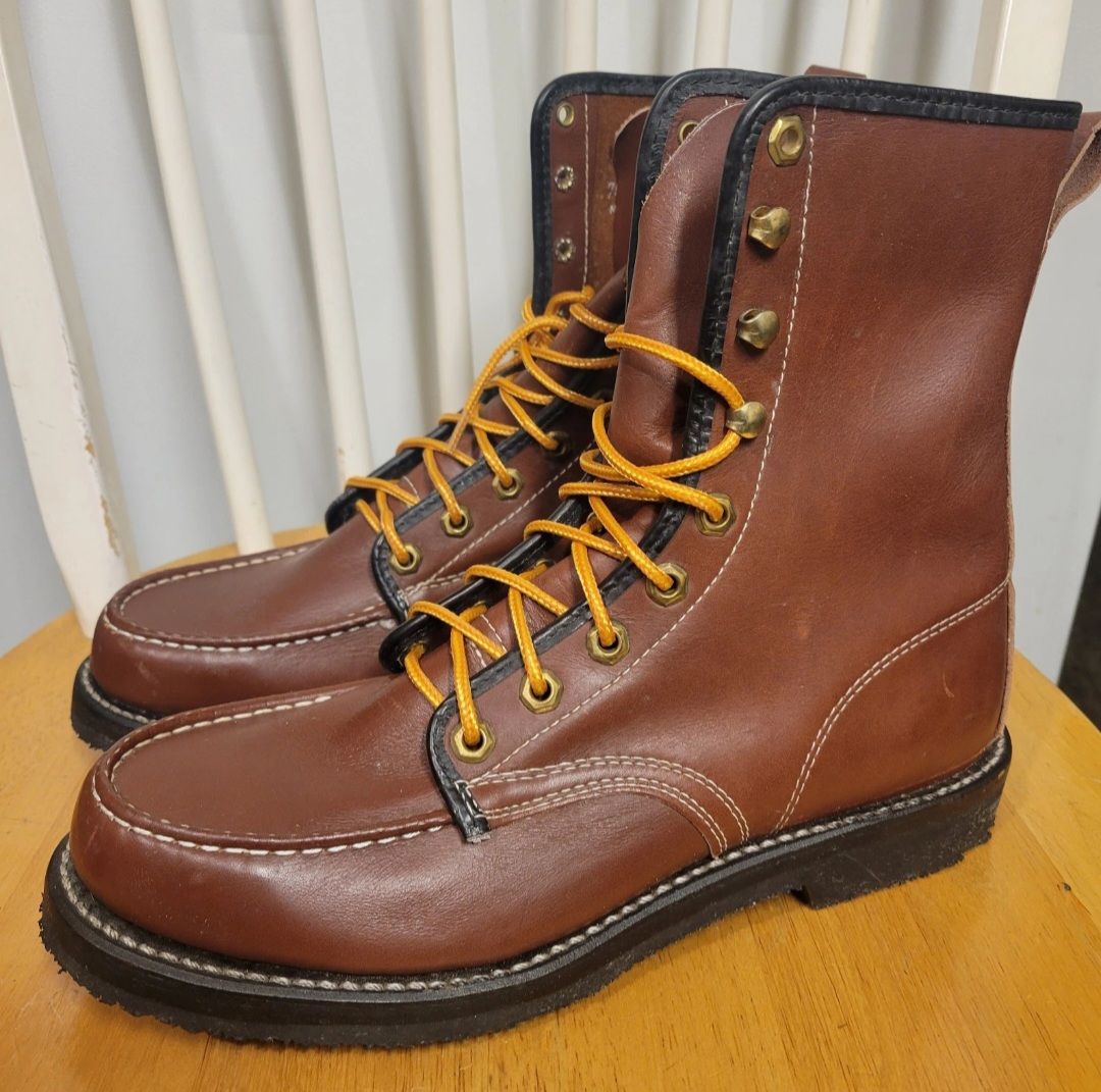 Vintage USA Green Herman Shoes And Boots Men Stiched Moc Leather