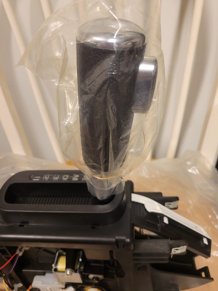NEW OEM 06-10 Ford Explorer Mountaineer Gear Shift Shifter