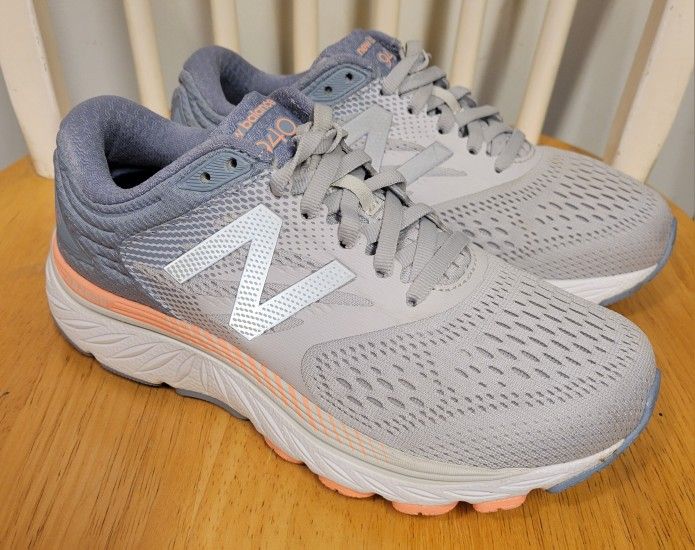 New Balance Women's 940 V4 Running Shoes Gray | W940GP4 | Size 6