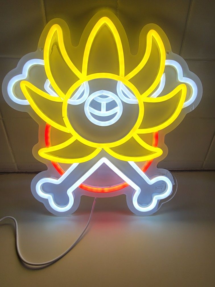 RARE COLLECTIBLE / Hanging Neon Light / One Piece Thousand Sunny