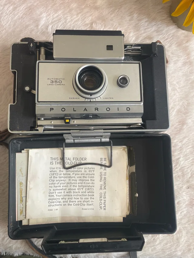 Vintage Camera Recording Collection - Polaroid Kodak Yashica image indicator(7)