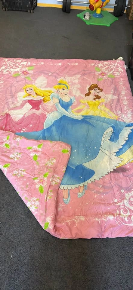 Disney Princess Comforter Blanket - photo 3