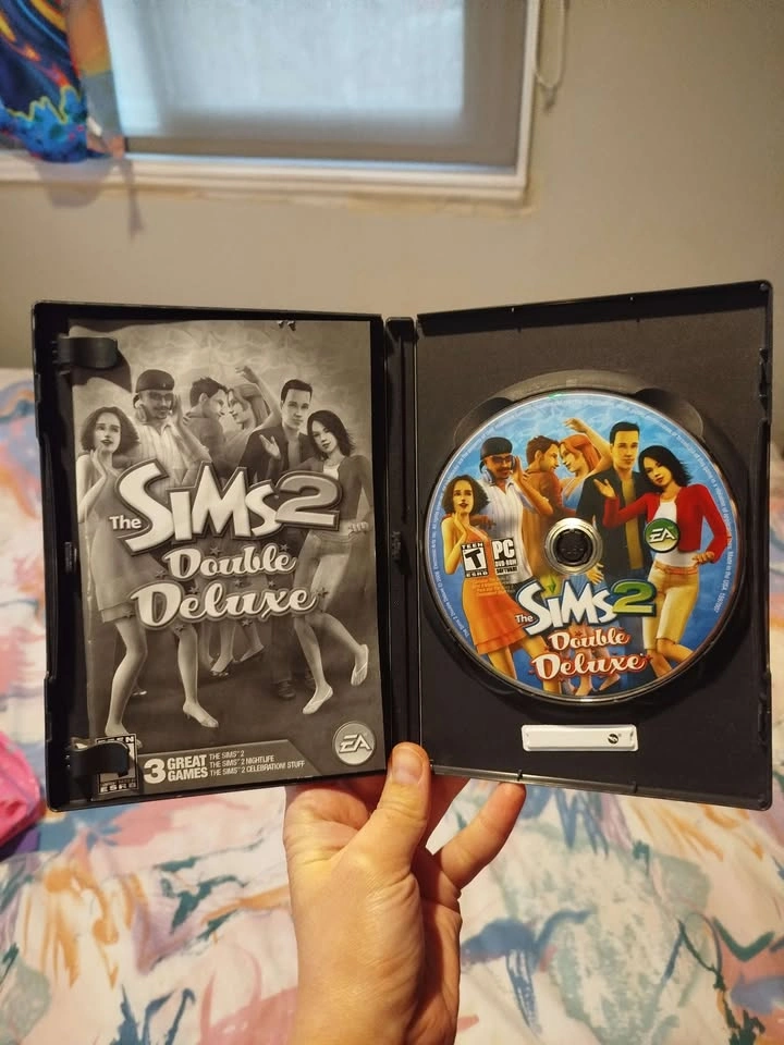 Sims 2 Double Deluxe w/ manual - photo 3