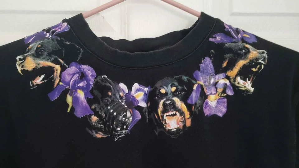 Givenchy Large Rottweiler N Flowers Tee