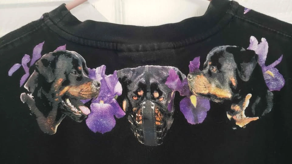 Givenchy Large Rottweiler N Flowers Tee - photo 4
