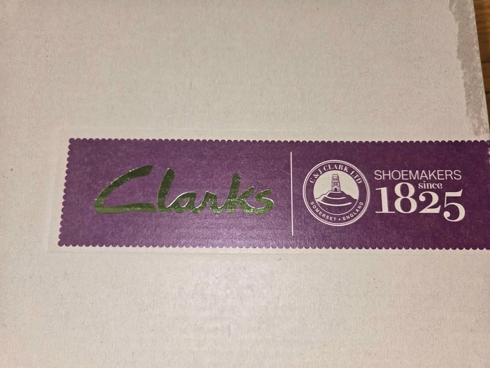 NEW in Box Clarks Temira Compass Gold Metallic Leather Wedge San - photo 5