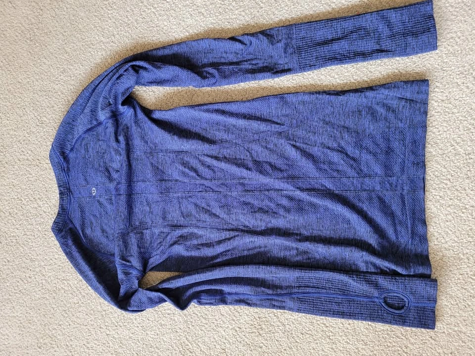 Lululemon lot - photo 4