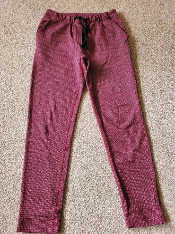 Lululemon lot - photo 2