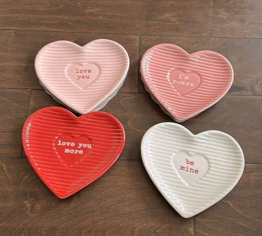 4pc Petal & Pearl Valentines Conversation Heart Appetizer Plates