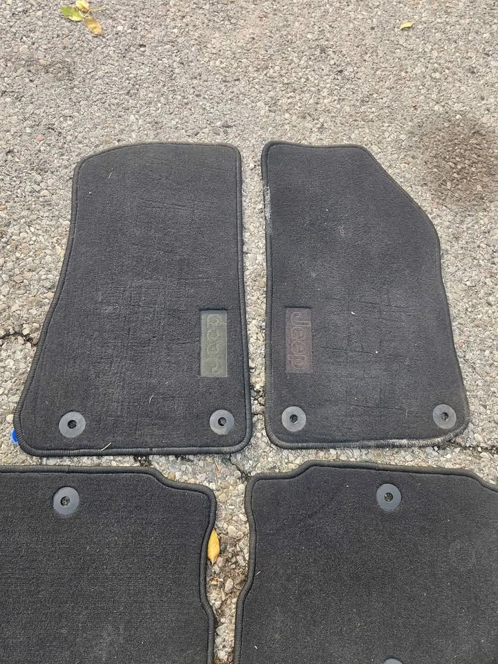2022 Jeep Wrangler Floor Mats - photo 2