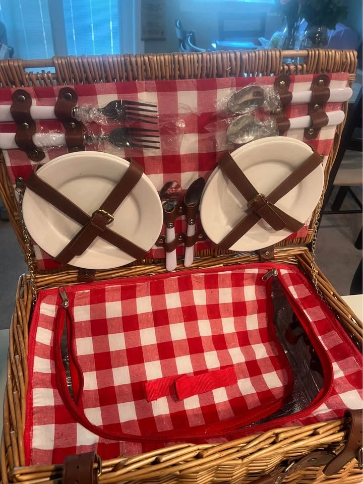 Wood picnic basket - photo 5