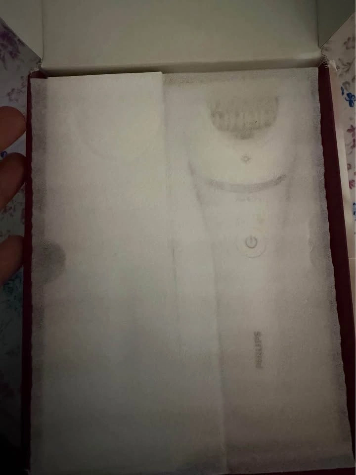 Philips Epilator Series 8000 (BRE700/04) Cordless Wet/Dry - photo 3