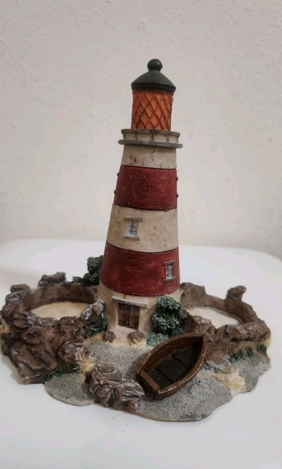 Adorable Cape Hatteras Lighthouse 3 Piece Salt & Pepper Shaker &