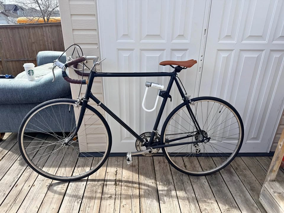 Vintage Road Racing Bike – Restored – 10 Speed – Ready to Ride