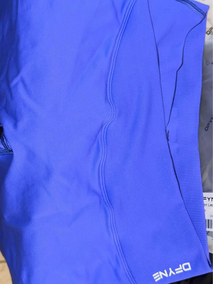 BRAND NEW DFYNE vision leggings - cobalt - photo 3