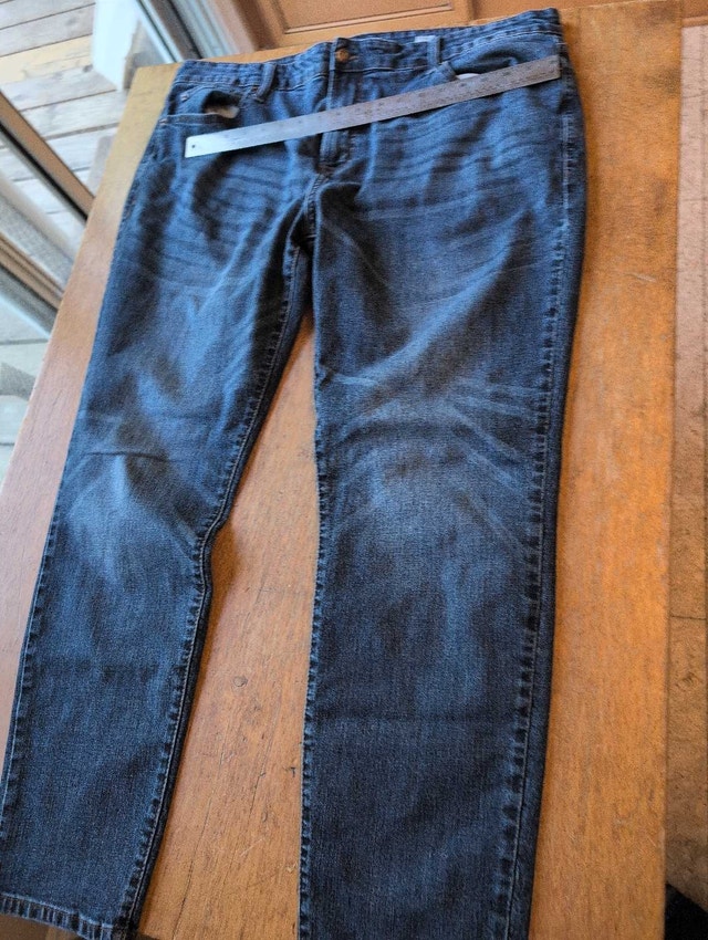 Lucky Brand Jeans 42x32 Mens Blue Jeans