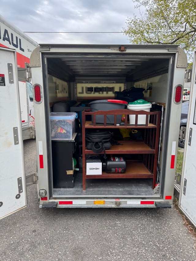 moving delivery truck trailer - photo 2