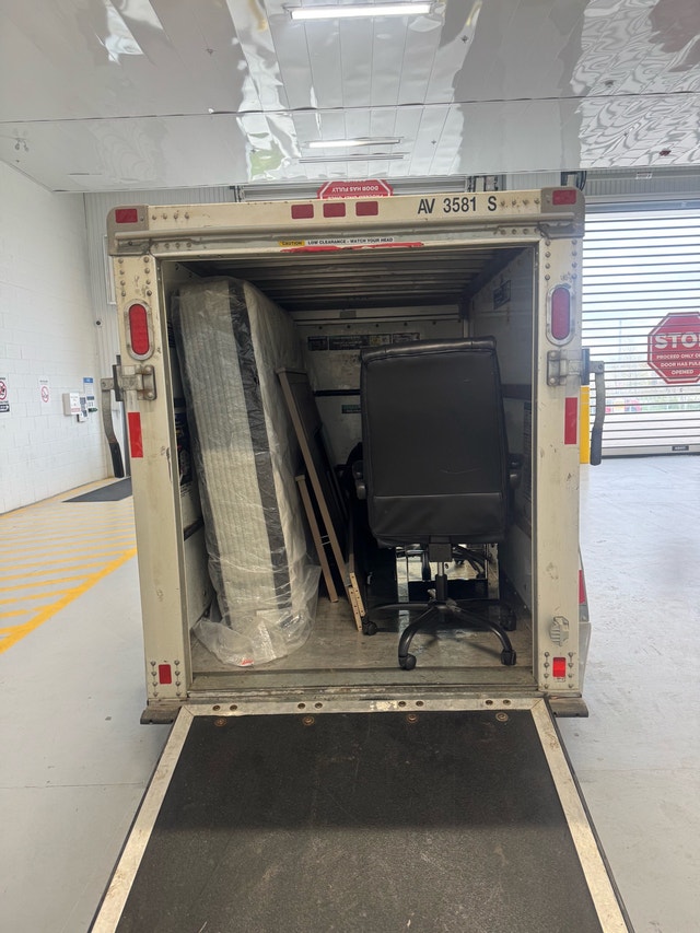 Moving Truck and Delivery GTA