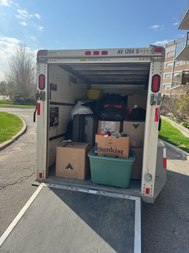 Moving Truck, Delivery, Driver Anywhere GTA