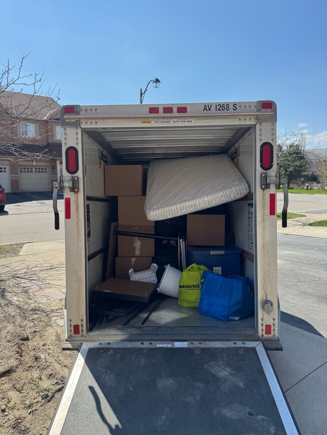 moving and delivery truck 24/7