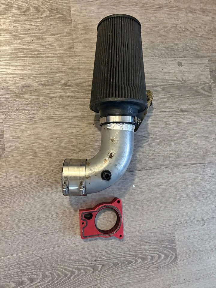 AIRAID Cold Air Intake & Throttle Body Spacer