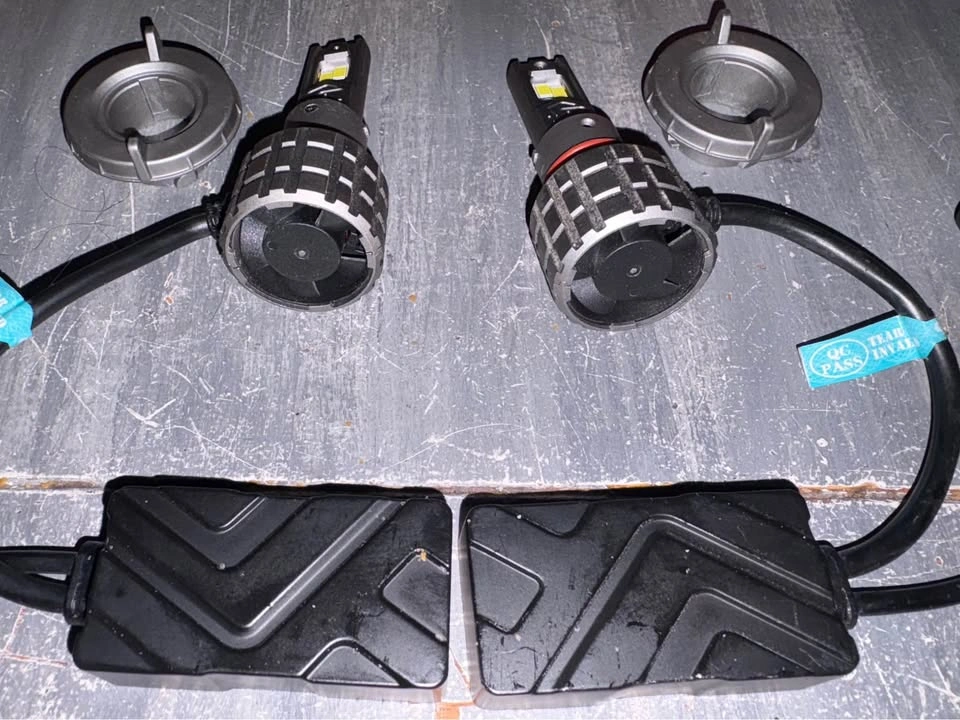 VIVID LUMEN INDUSTRIES LED Headlights - photo 2