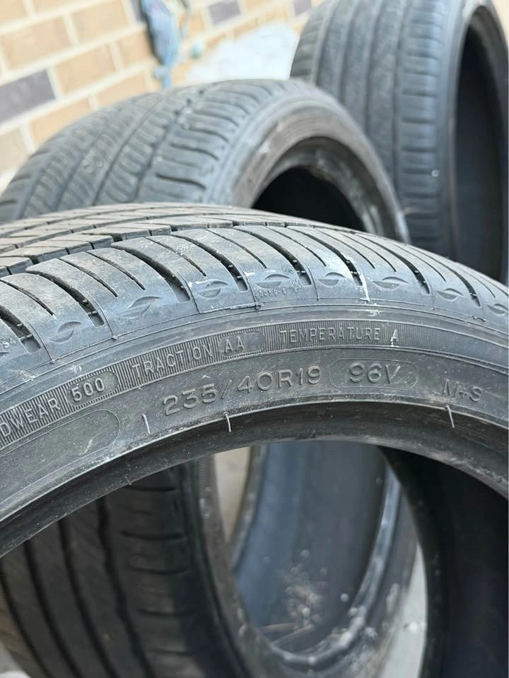 Michelin Primacy MXM4 Tires 235/40R19 - Set of 4 - photo 3