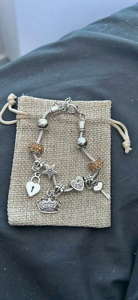 Charm bracelet