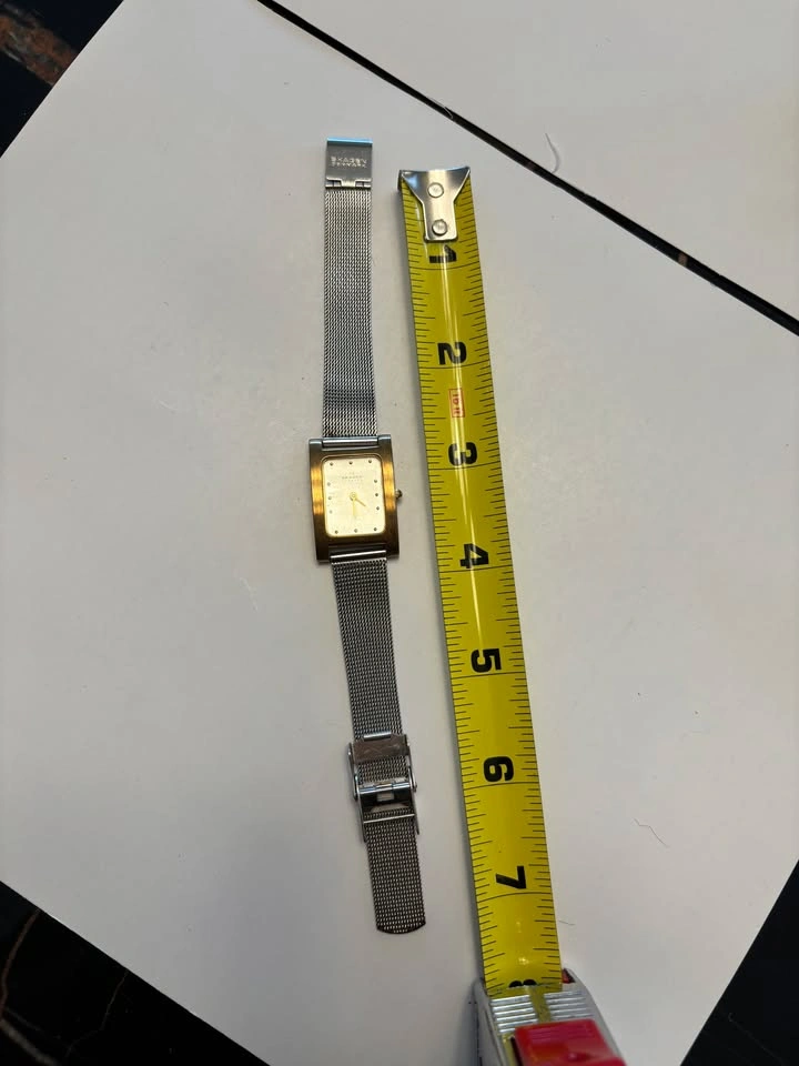 Vintage Gold and Silver Tank Watch - photo 3