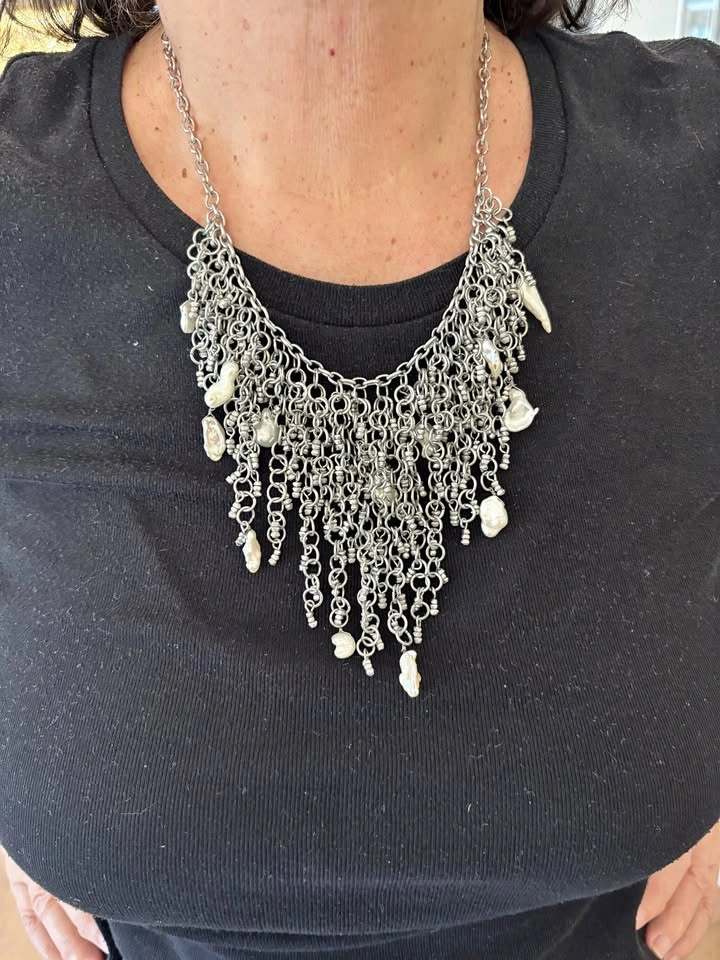 Silver chain necklace with pearls