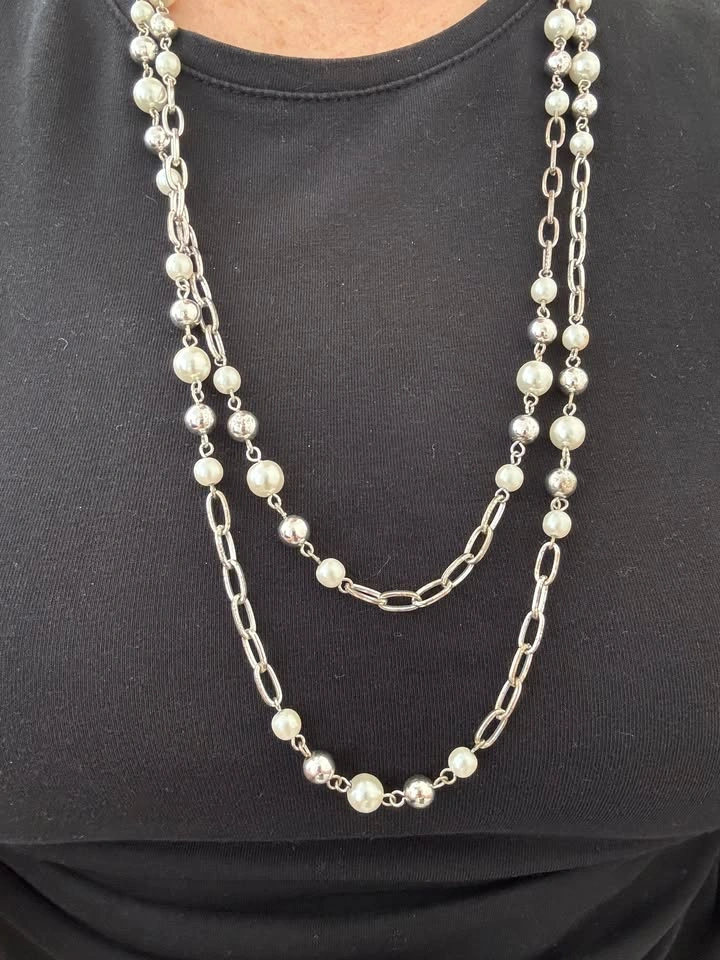 Pearl and silver chain necklace - photo 3