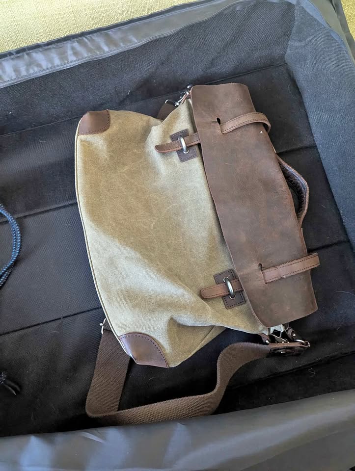 Canvas and Leather high quality messenger bag