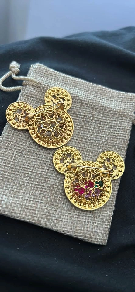 Mickey Mouse brooches - photo 2
