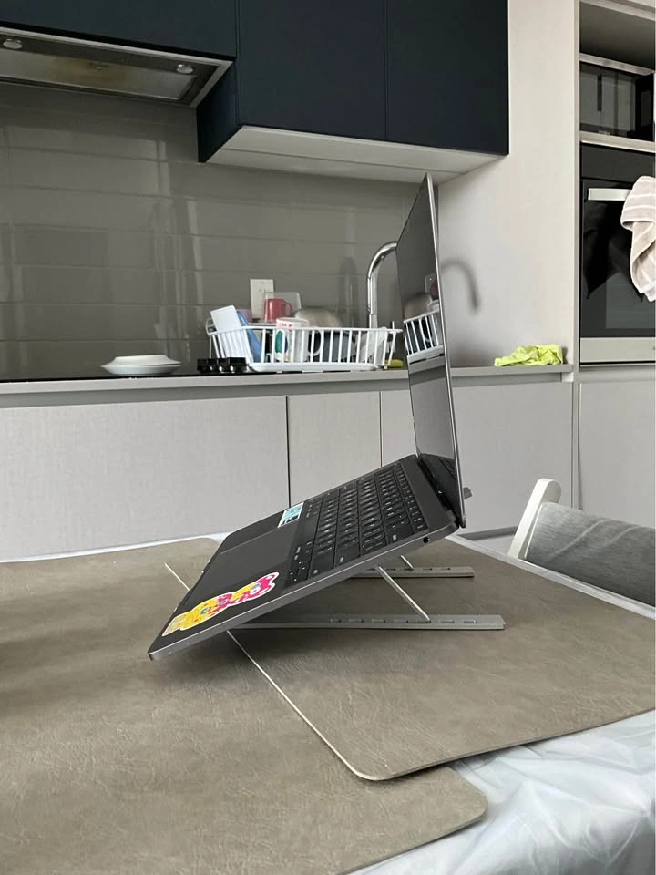 Laptop Stand - Foldable - photo 3