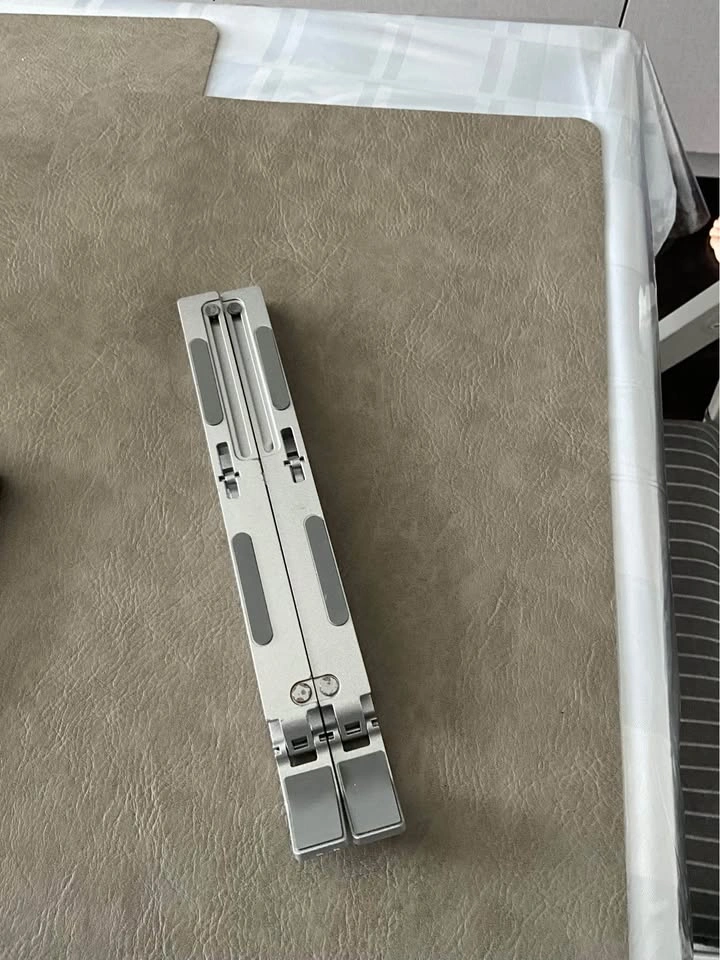 Laptop Stand - Foldable - photo 5